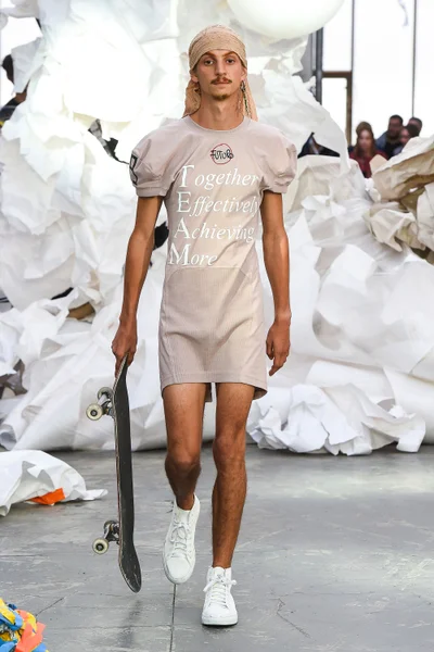 Look 7